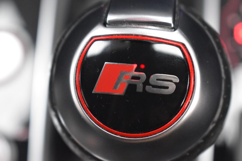 
								Audi RS6 Avant 4.0 TFSI V8 Tiptronic quattro Euro 6 (s/s) 5dr full									